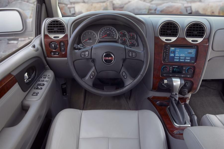  GMC Envoy 2002 года  (фото 31 из 68)